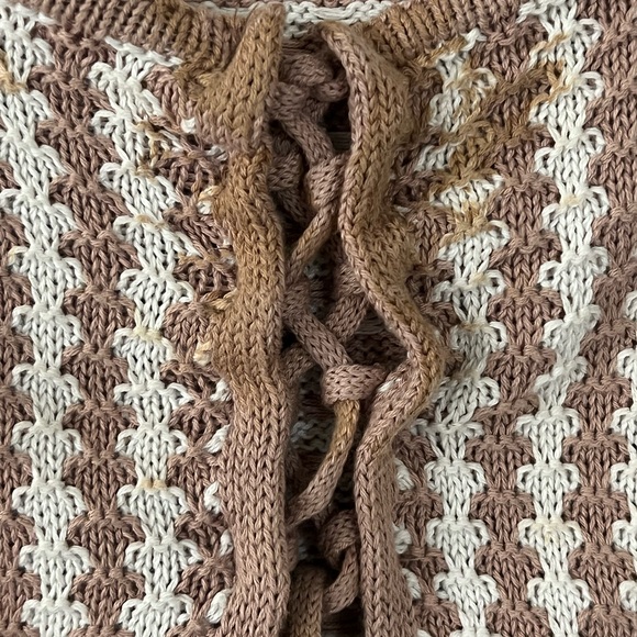 L.A. Hearts PACSUN knit lace up shirt. - Picture 4 of 4